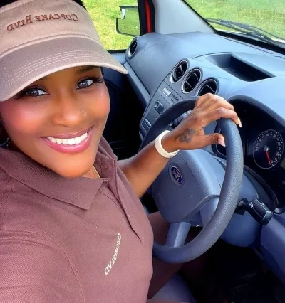 Cupcake Blvd founder Tyiesha with the bakery delivery van